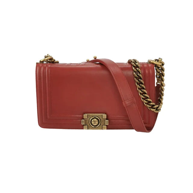Chanel Leboy