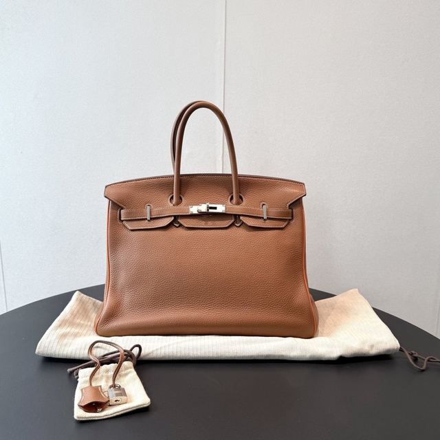 Hermès Birkin 35 Handtasche, Gold, Leder