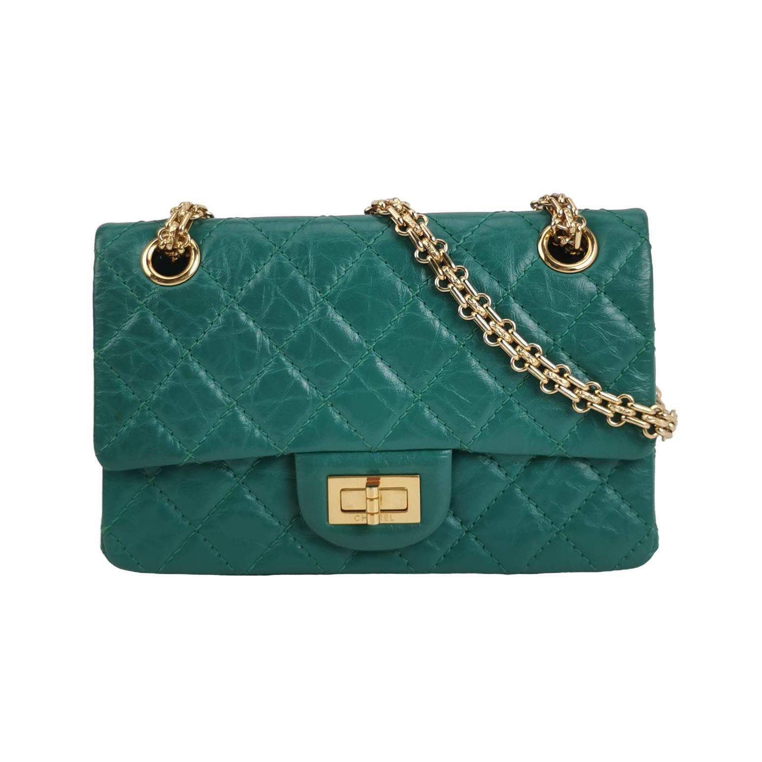 Chanel 2.55 Schultertasche, 19.5 cm, Grün, Leder, Fotografiere 1