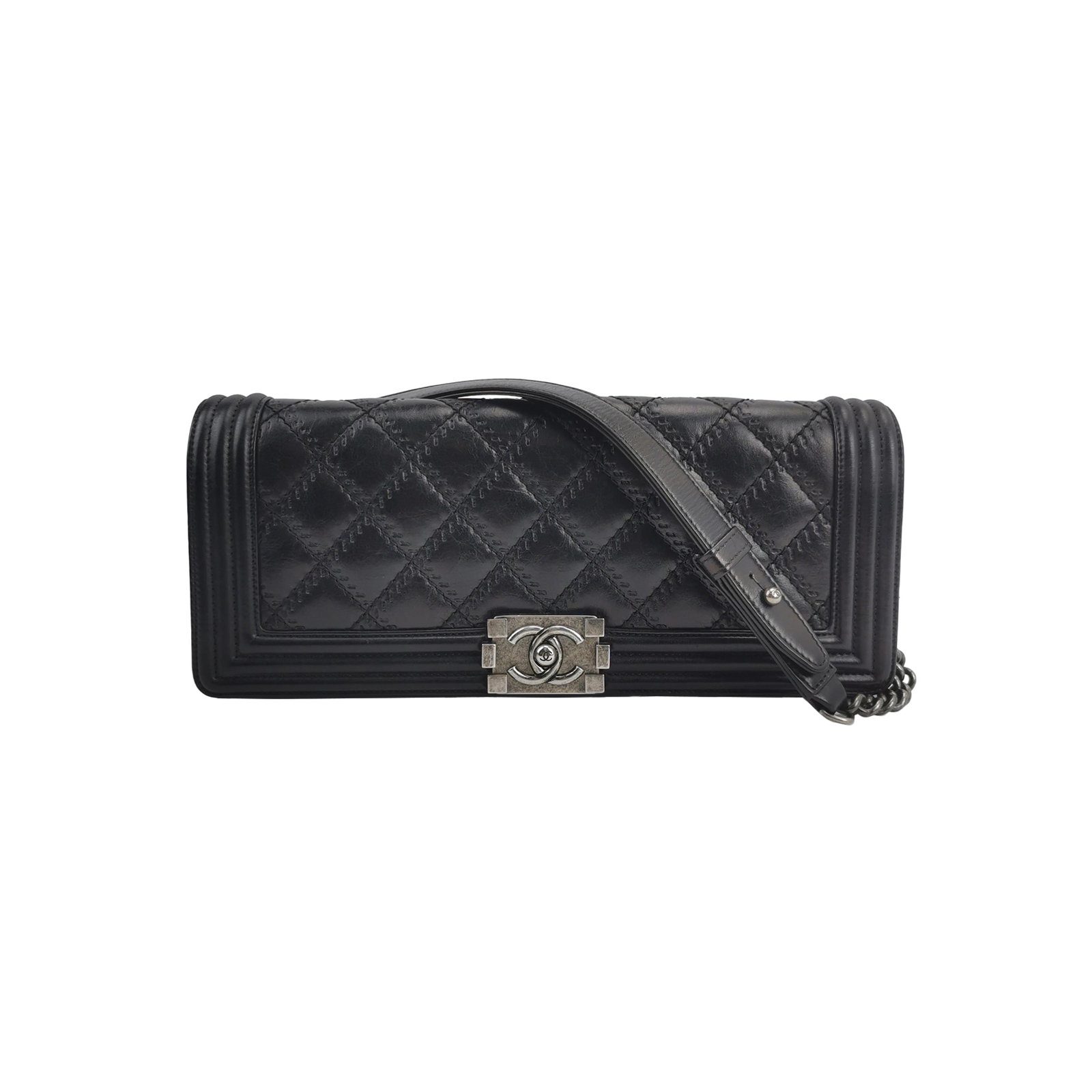 Chanel Boy Bag, 31.3 cm, Black, Leather, photograph 1