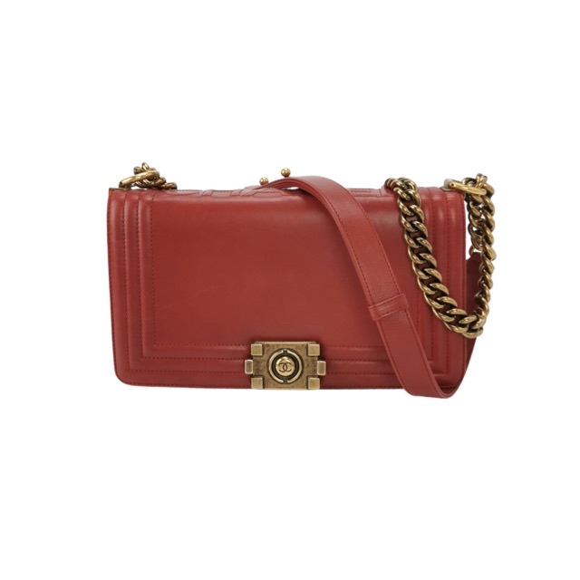 Chanel Leboy
