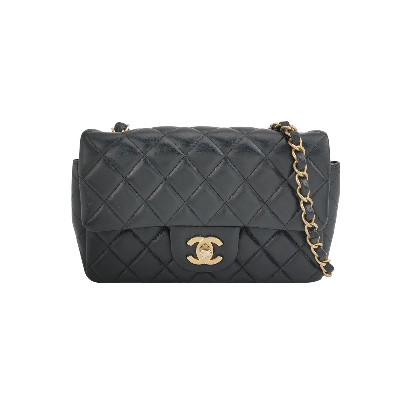 Chanel Classic Flap, photograph 1