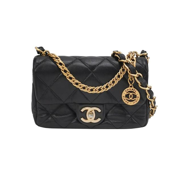 Chanel Classic Flap Schultertasche, 19.5 cm, Schwarz, Artikel 69485744, Leder