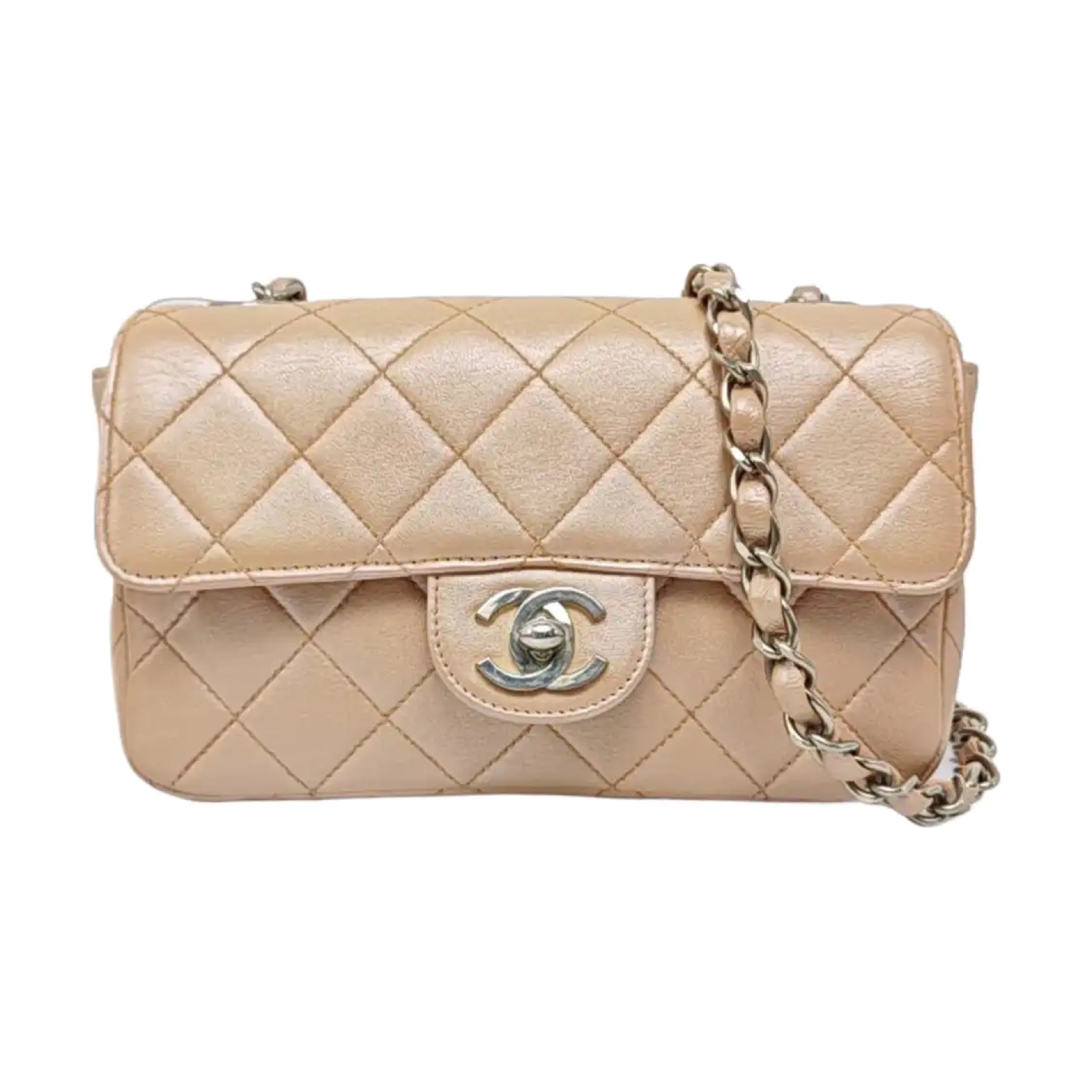 Chanel Classic Flap, photograph 1