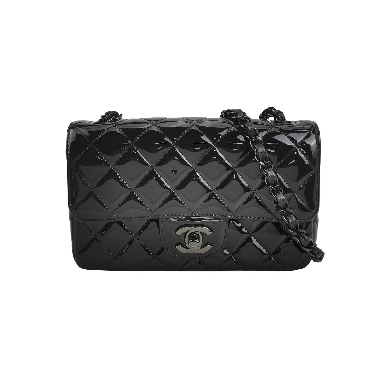 Chanel Classic Flap sac porté épaule, 19.5 cm, noir, article 69904788, cuir verni, photographier 1