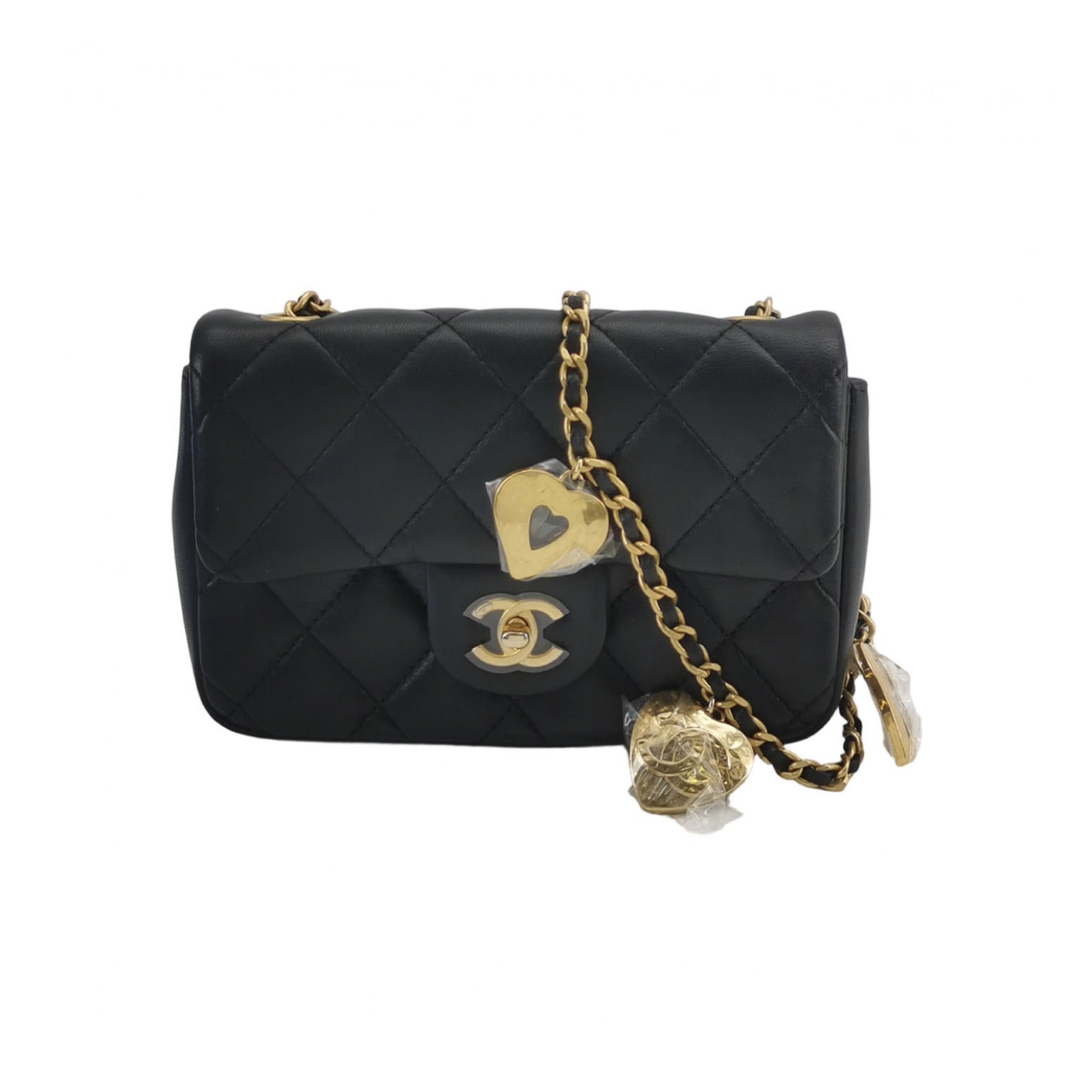 Chanel Classic Flap, photograph 1