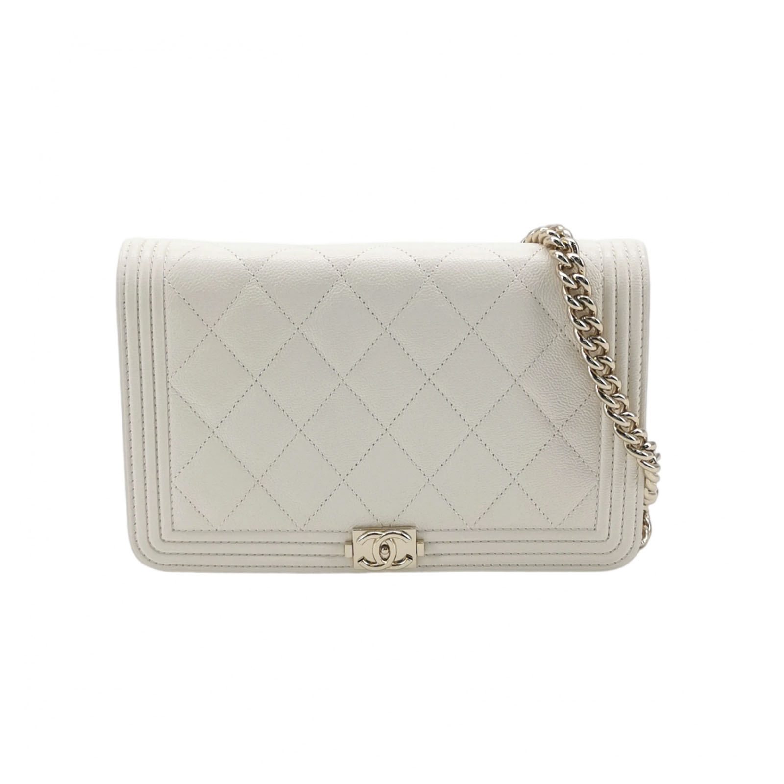 Chanel Boy Bag, 19 cm, White, Leather, photograph 1