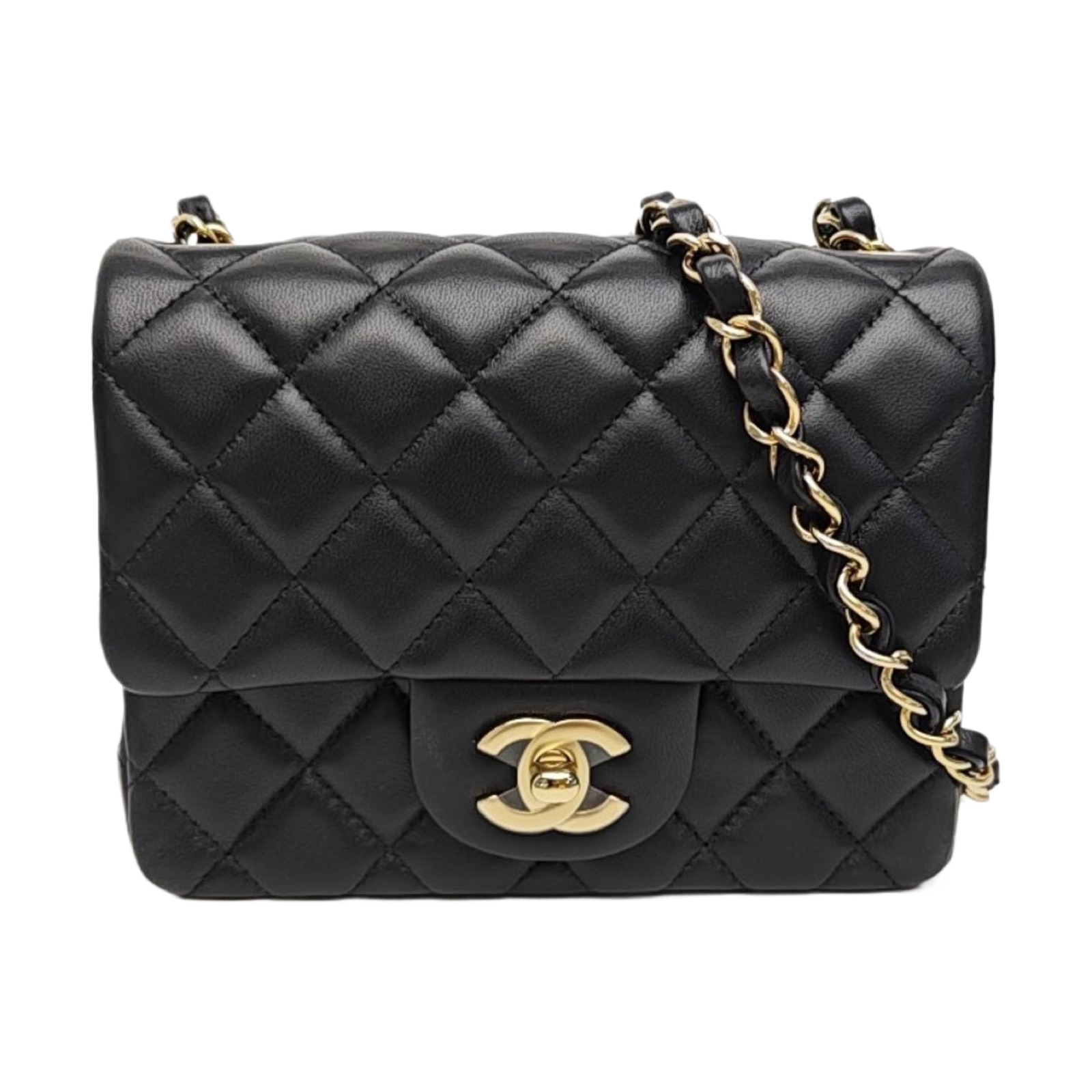 Chanel Classic Flap, photograph 1