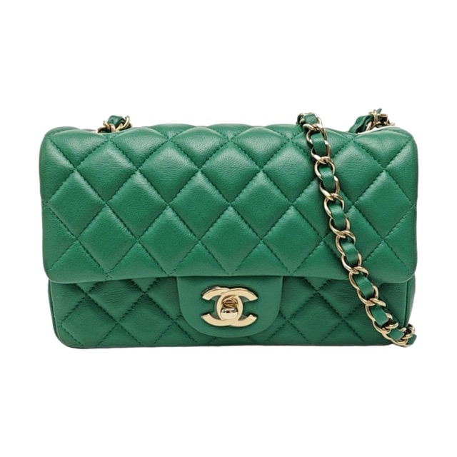 99%IS- Chanel Classic Flap