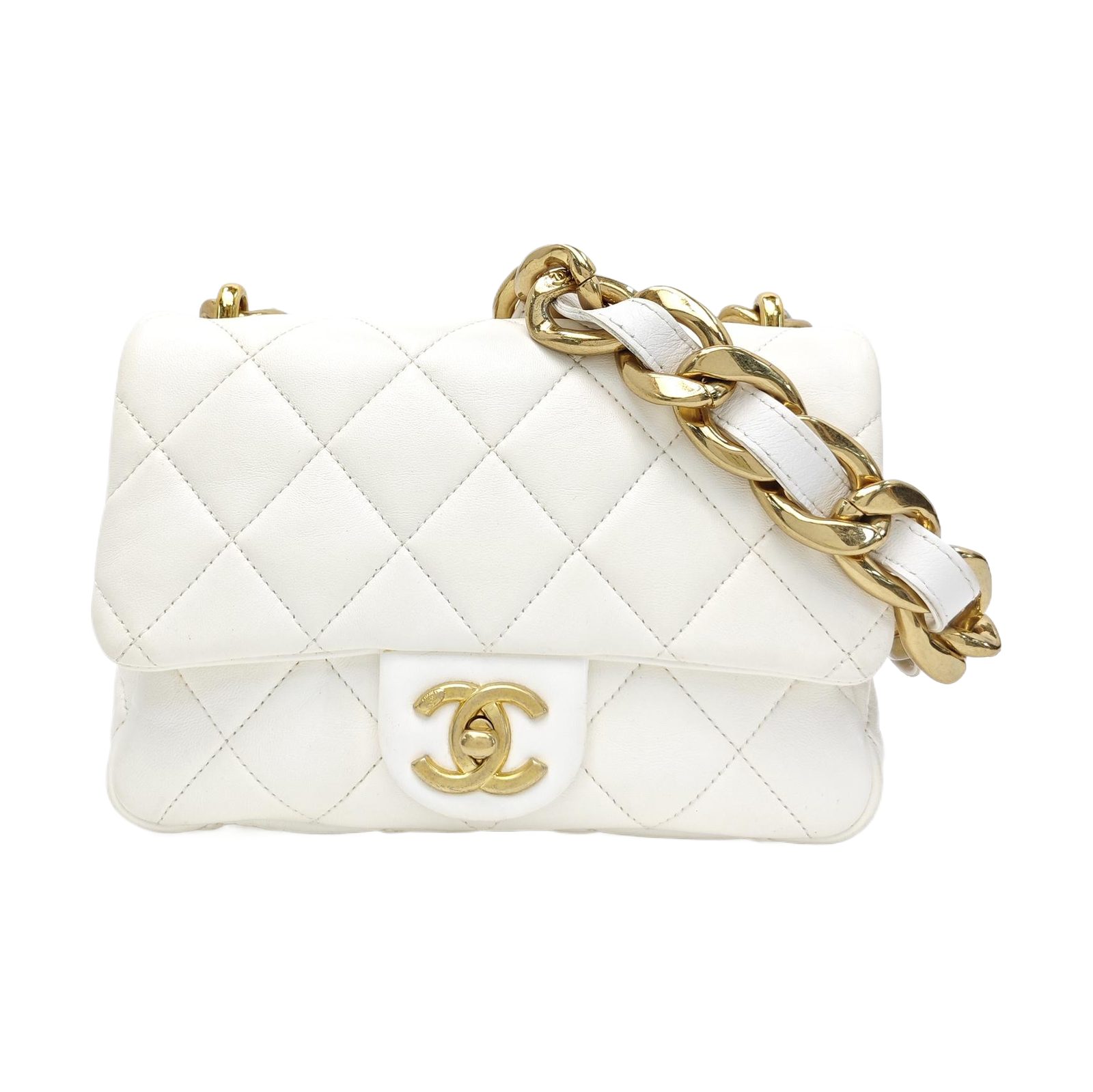 Chanel Classic Flap, photograph 1