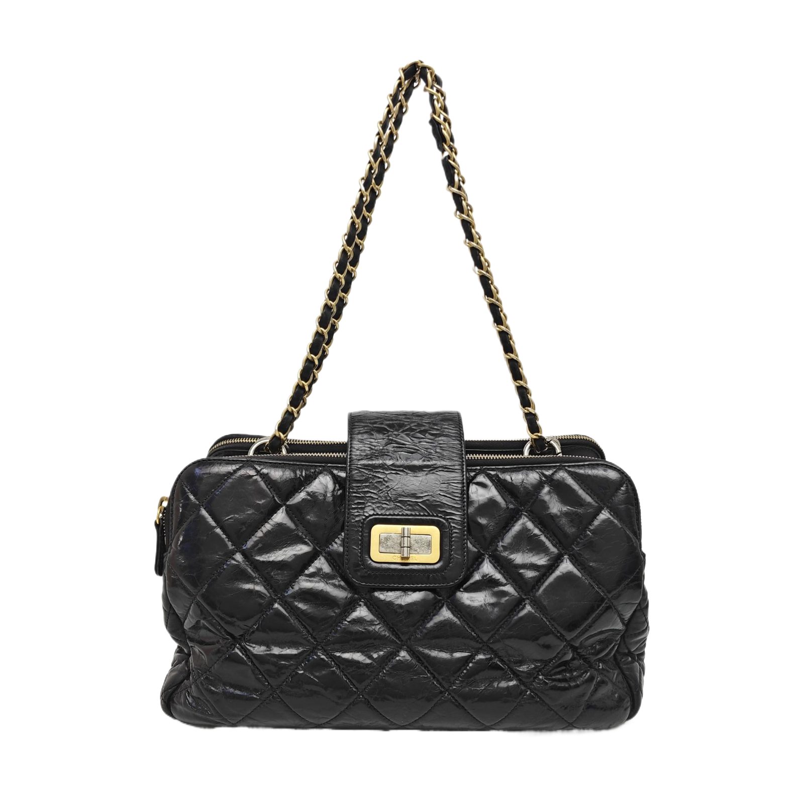 Chanel 2.55, photograph 1