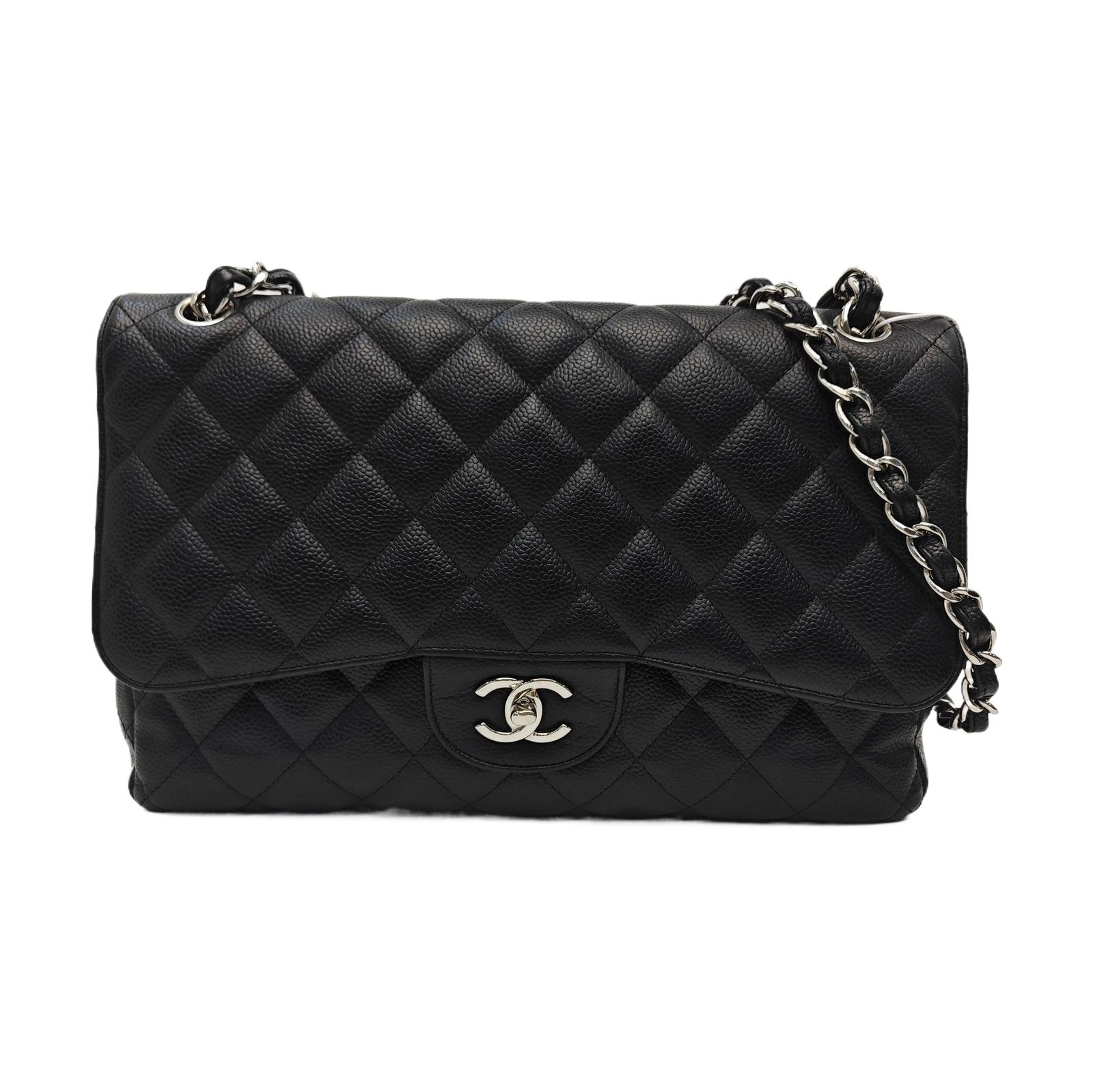 Chanel Classic Flap, photograph 1