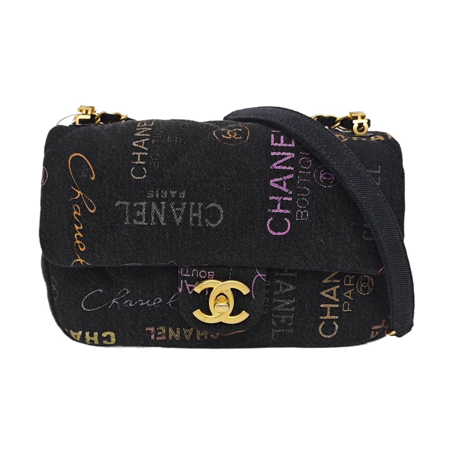 Chanel Classic Flap, photograph 1