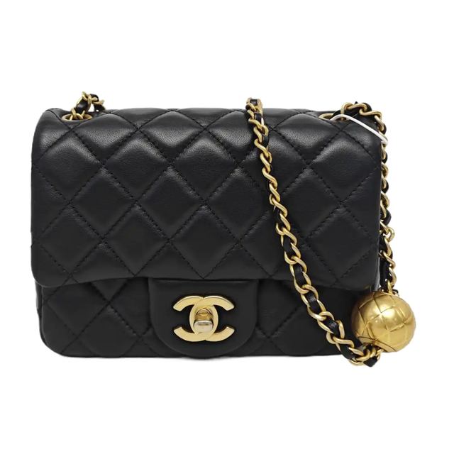 CHANEL Classic Flap, Schwarz, Leder