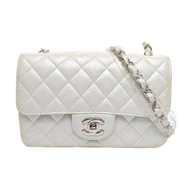 Chanel Classic Flap Schultertasche, 20 cm, Weiß, Leder