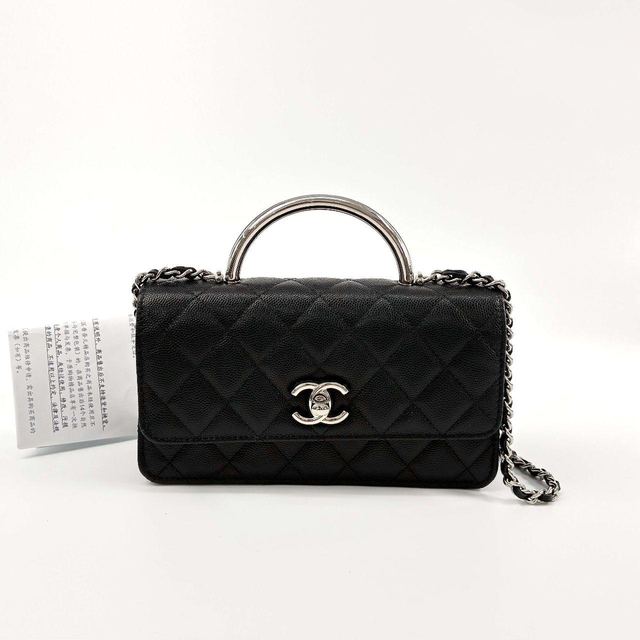 CHANEL Classic Flap, أسود, جلد