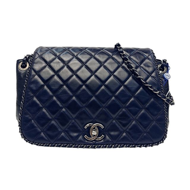 Chanel Classic Flap Schultertasche, 29 cm, Blau, Leder