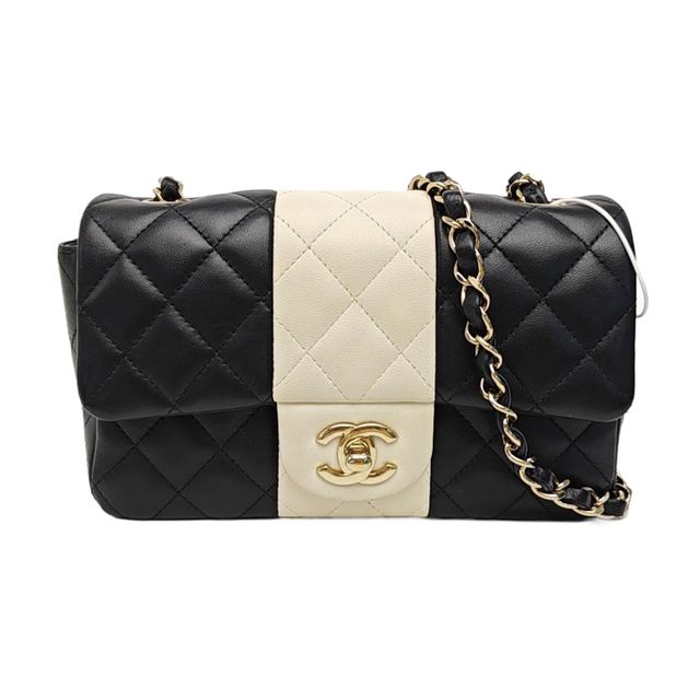 Chanel Classic Flap Schultertasche, 20 cm, Schwarz, Artikel 920162833304, Lammleder