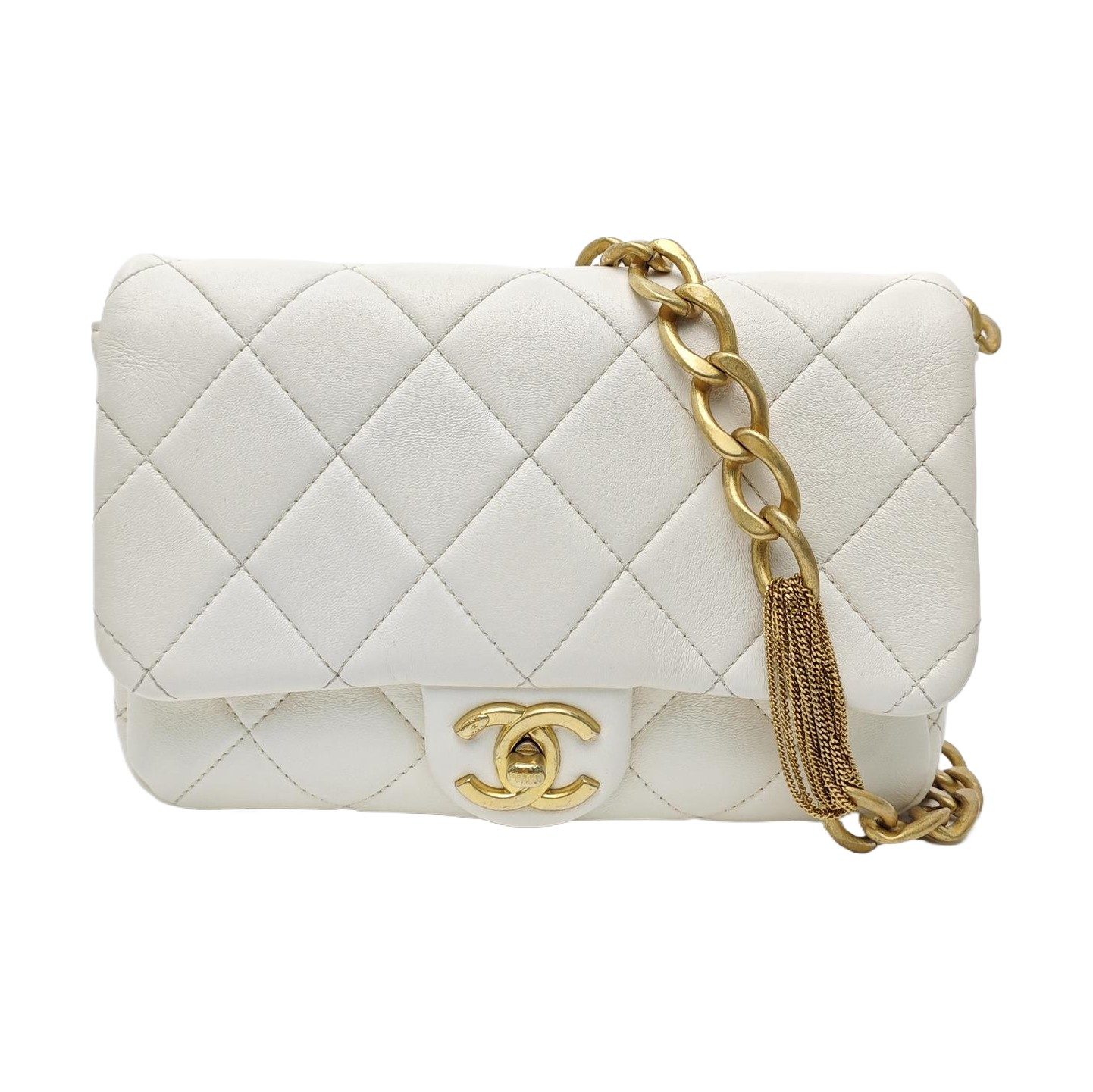 Chanel Classic Flap Shoulder Bag, 21 cm, white, Item 949966631056, Lambskin, photograph 1