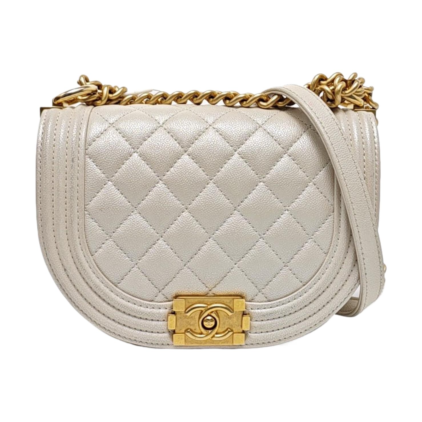 Chanel Boy Crossbody Bag, 18 cm, white, Leather, photograph 1