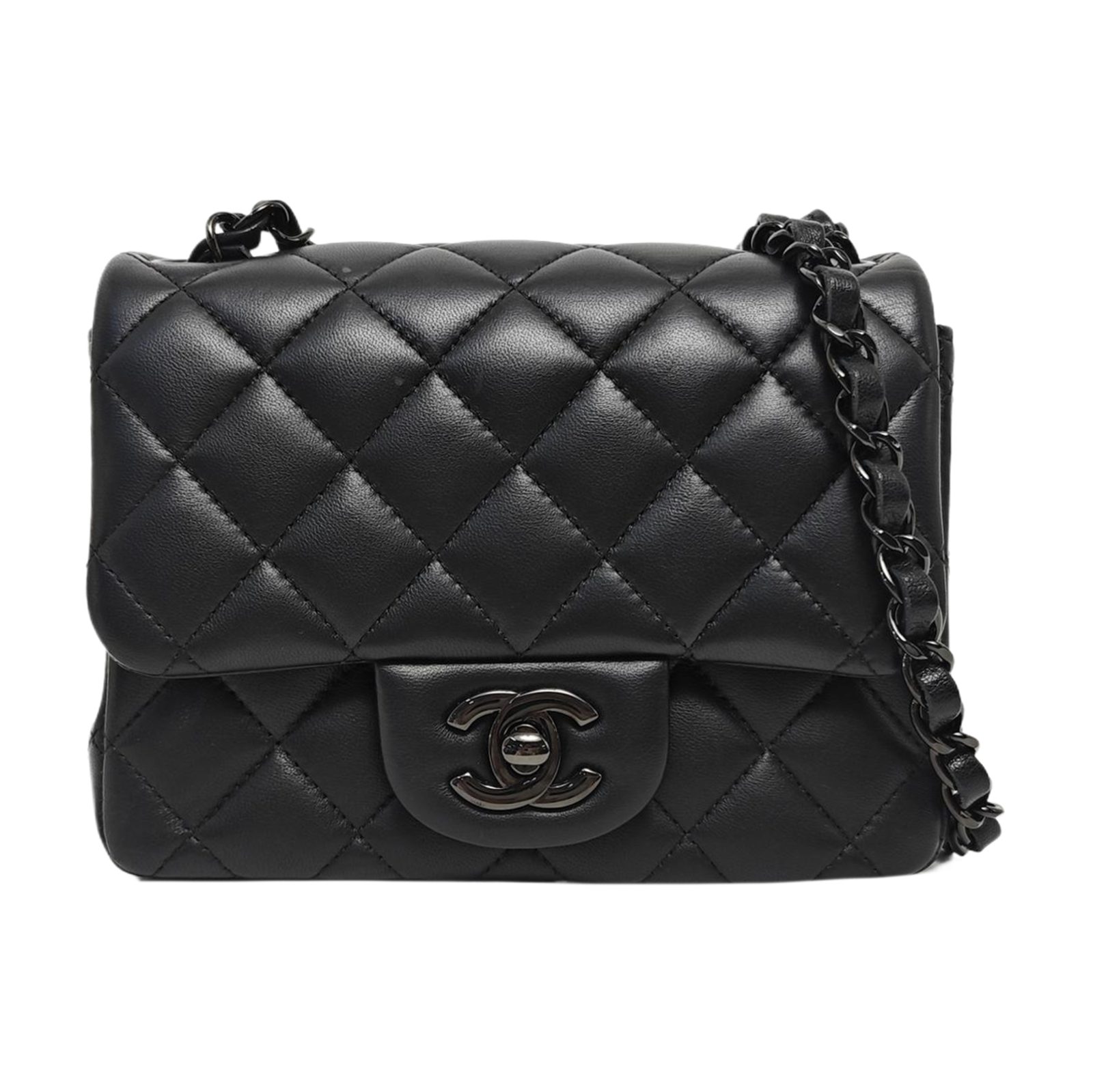 Chanel Classic Flap Shoulder Bag, 17 cm, black, Item 998306926934, Lambskin, photograph 1